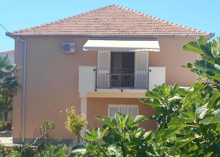 Jerkin Appartement Tribalj